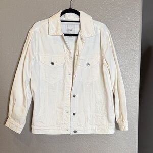 Abercrombie & Fitch white trucker oversized Denim Jacket